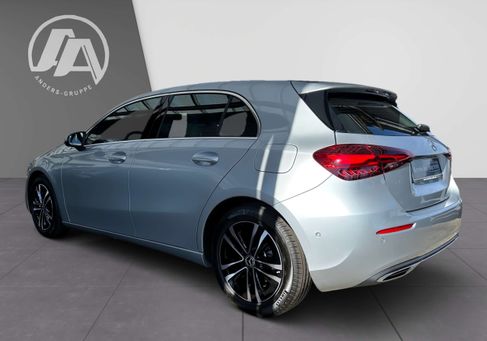 Mercedes-Benz A 200, 2025