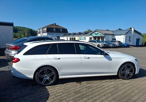 Mercedes-Benz E 400, 2019 3