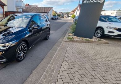 Volkswagen Golf, 2023