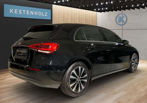 Mercedes-Benz A 220, 2022