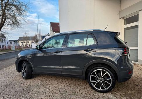 Volkswagen T-Cross, 2020