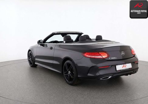 Mercedes-Benz C 300, 2019 3