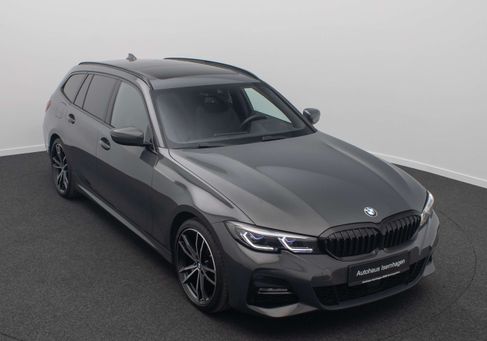 BMW 320, 2022