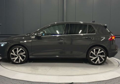 Volkswagen Golf, 2024 2