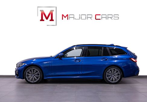 BMW 330, 2021