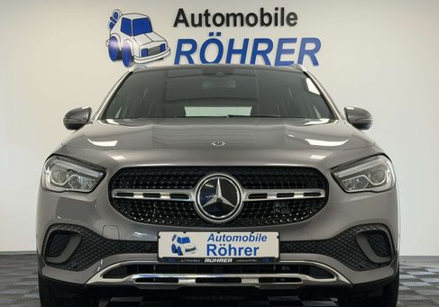 Mercedes-Benz GLA 250, 2021
