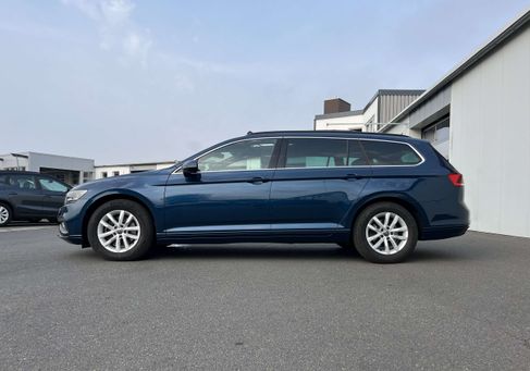 Volkswagen Passat Variant, 2024 2