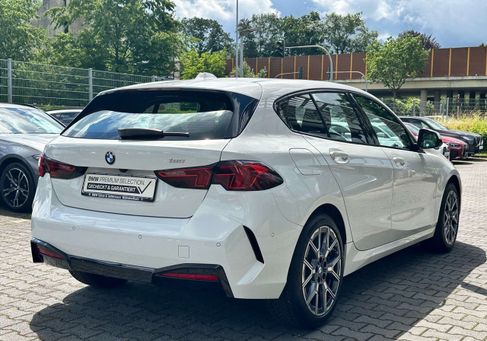 BMW 120, 2025