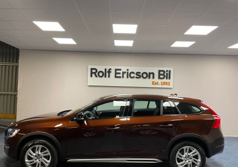 Volvo V60 Cross Country, 2018