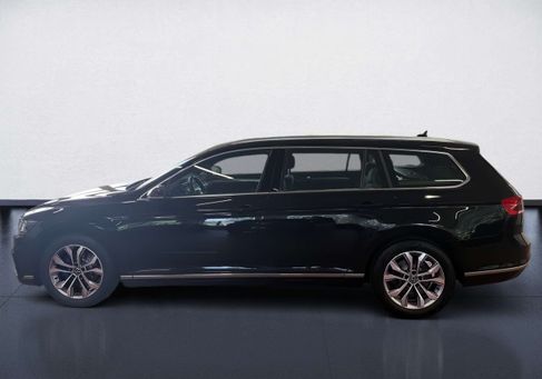 Volkswagen Passat Variant, 2022 3