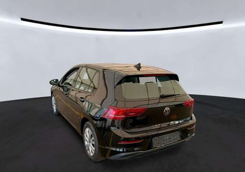 Volkswagen Golf, 2024 3