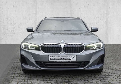 BMW 320, 2022