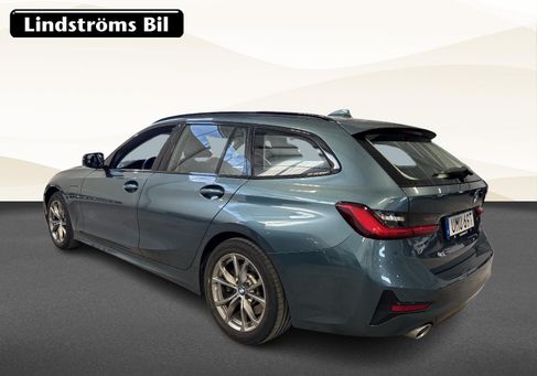 BMW 330, 2021