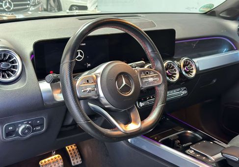 Mercedes-Benz GLB 200, 2022