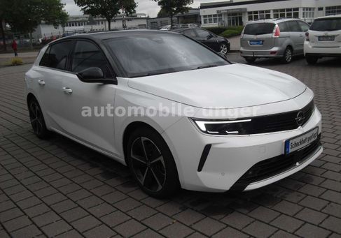 Opel Astra, 2022