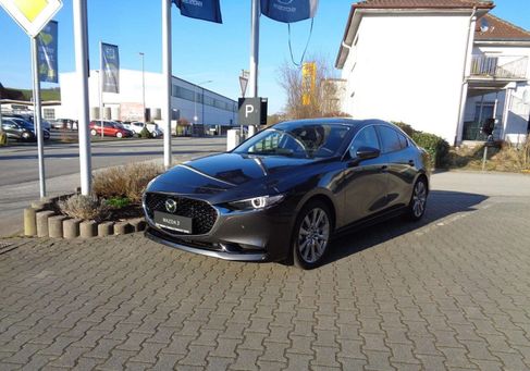 Mazda 3, 2025
