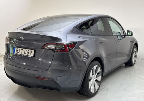 Tesla Model Y, 2023