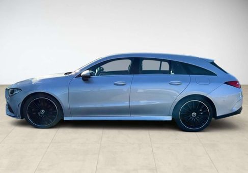 Mercedes-Benz CLA 220, 2022