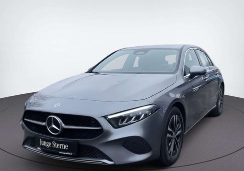 Mercedes-Benz A 200, 2024