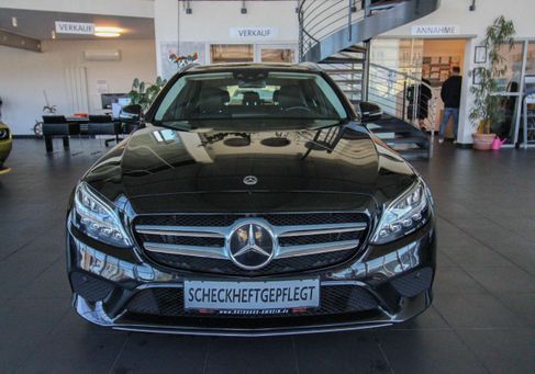 Mercedes-Benz C 300, 2021