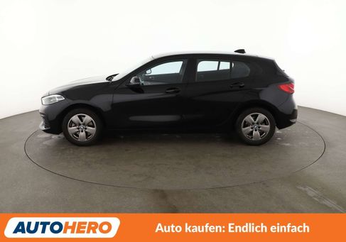 BMW 118, 2022