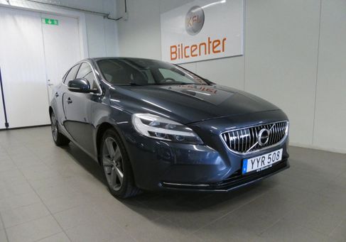 Volvo V40, 2018