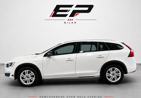 Volvo V60 Cross Country, 2018