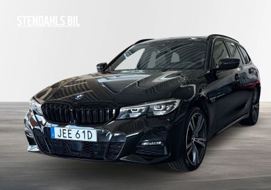 BMW 330, 2022