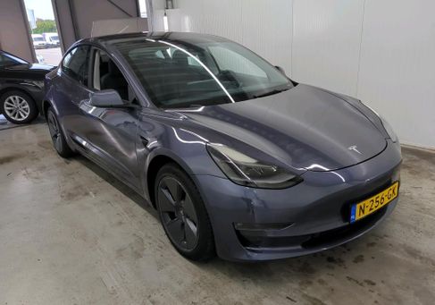 Tesla Model 3, 2021 2