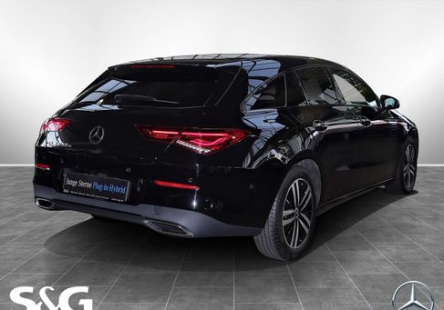 Mercedes-Benz CLA 250, 2022