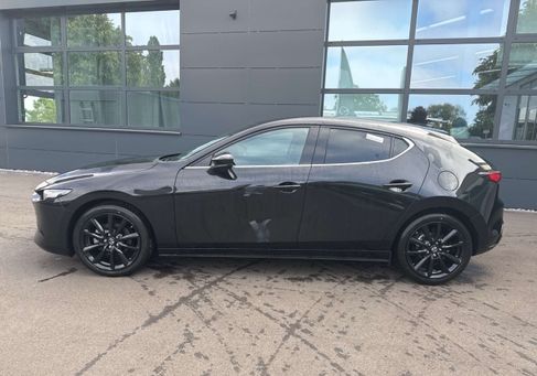 Mazda 3, 2025