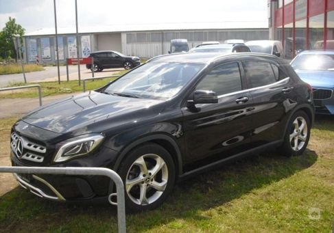 Mercedes-Benz GLA 220, 2019