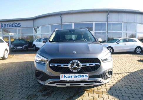 Mercedes-Benz GLA 200, 2020 3