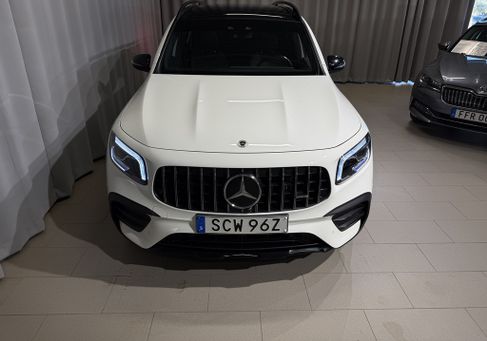 Mercedes-Benz GLB 35 AMG, 2021