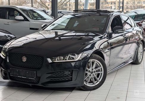 Jaguar XE, 2017