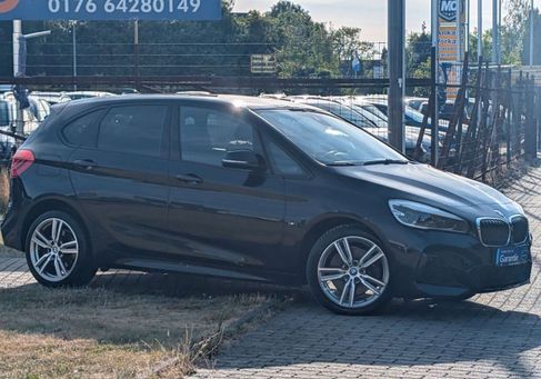 BMW 225, 2019