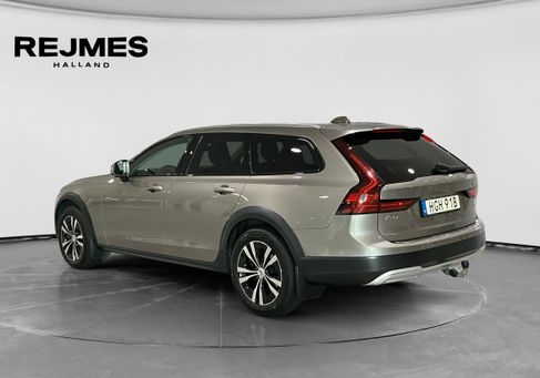 Volvo V90 Cross Country, 2022 2