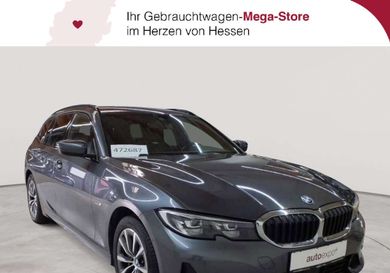 BMW 330, 2022