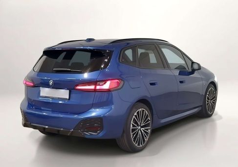 BMW 218, 2025 2