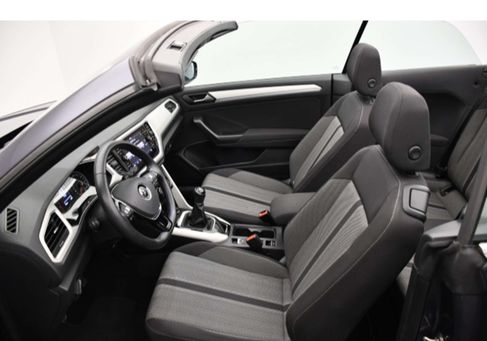 Volkswagen T-Roc, 2021