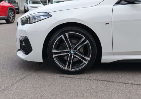 BMW 218, 2023 3