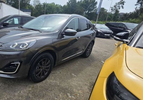 Ford Kuga, 2021