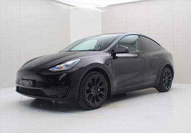 Tesla Model Y, 2023