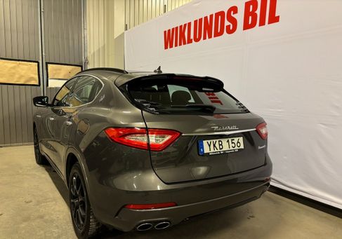 Maserati Levante, 2017