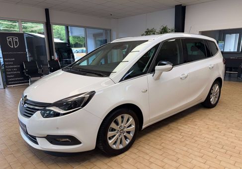 Opel Zafira, 2018