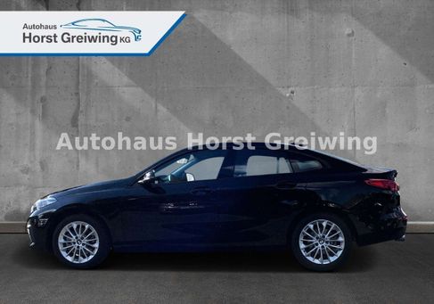 BMW 218, 2022 2