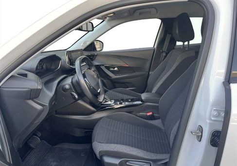 Peugeot 2008, 2021