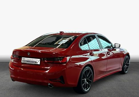 BMW 318, 2020