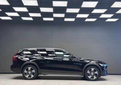 Volvo V60 Cross Country, 2021 3