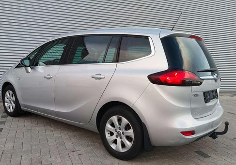 Opel Zafira, 2016